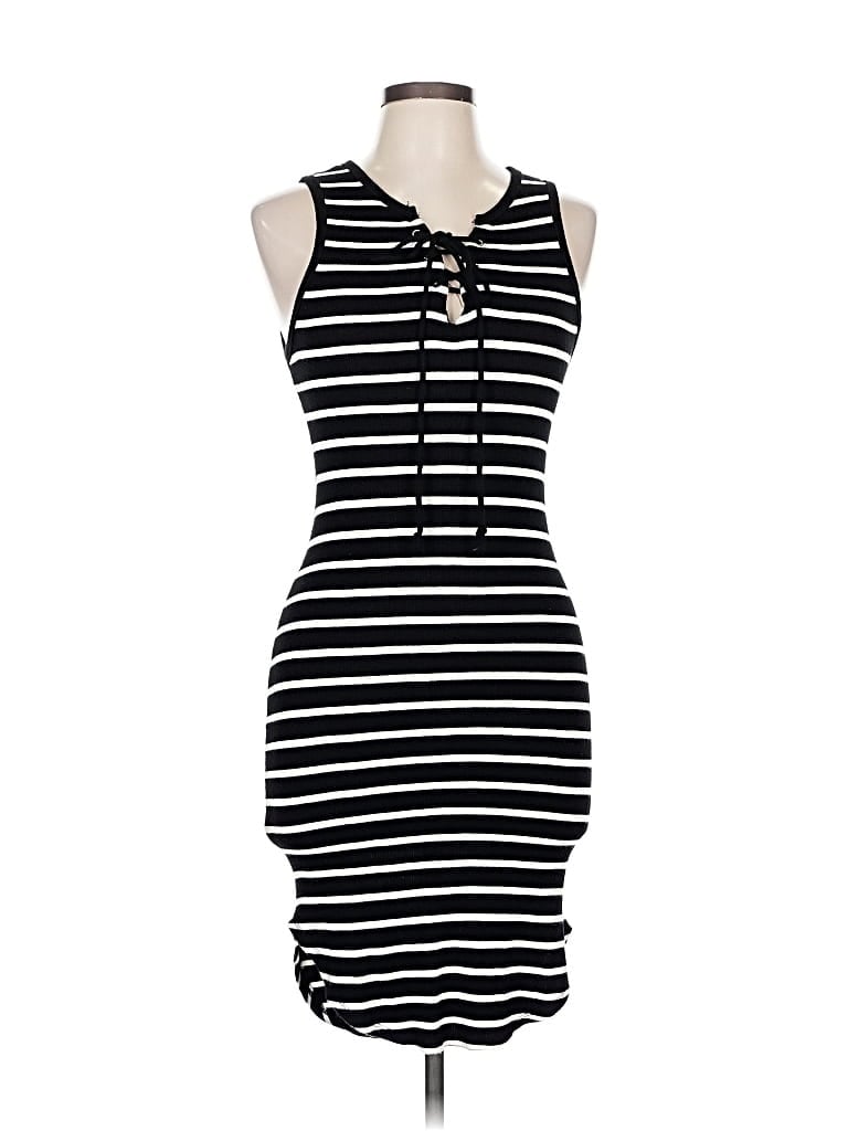 Pre-owned Heart & Hips Casual Dress In Black