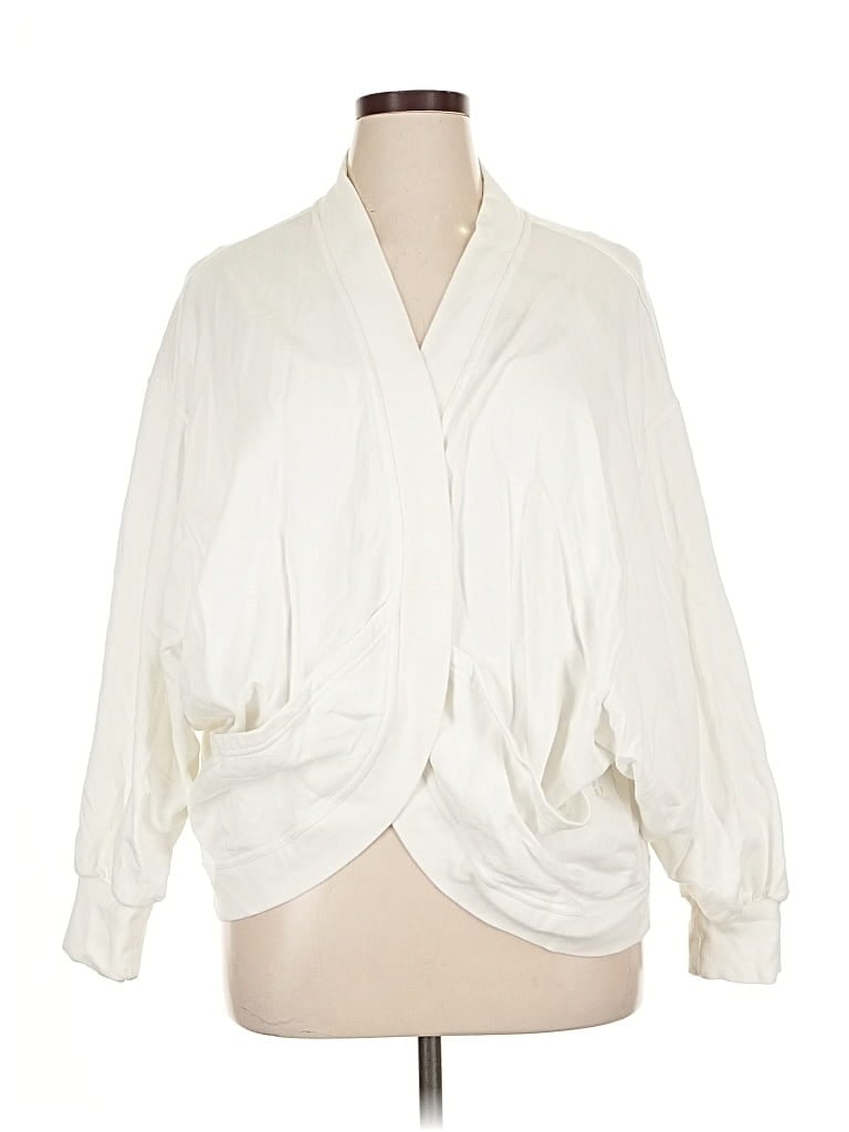 Pre-owned Sweaty Betty 3/4 Sleeve Blouse In White