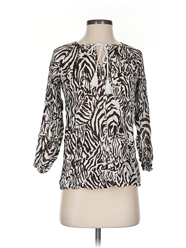 Click to view more detailed imagery on our partner's website Pre-owned Lilly Pulitzer 3/4 Sleeve Blouse In Brown