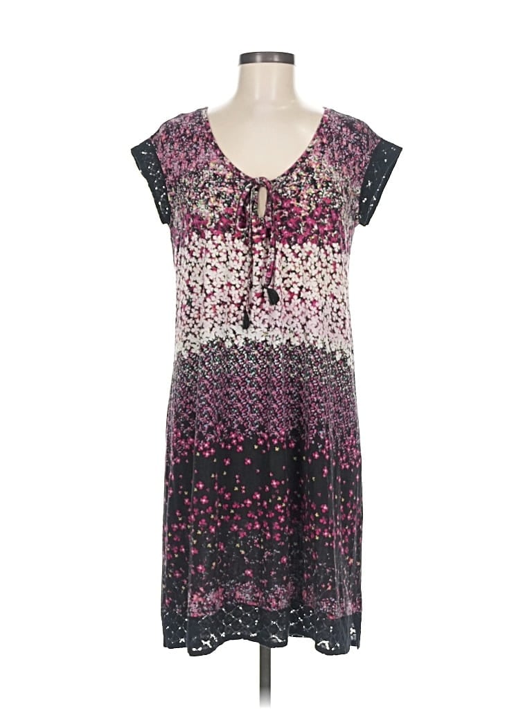 Click to view more detailed imagery on our partner's website Pre-owned Tahari Casual Dress In Purple