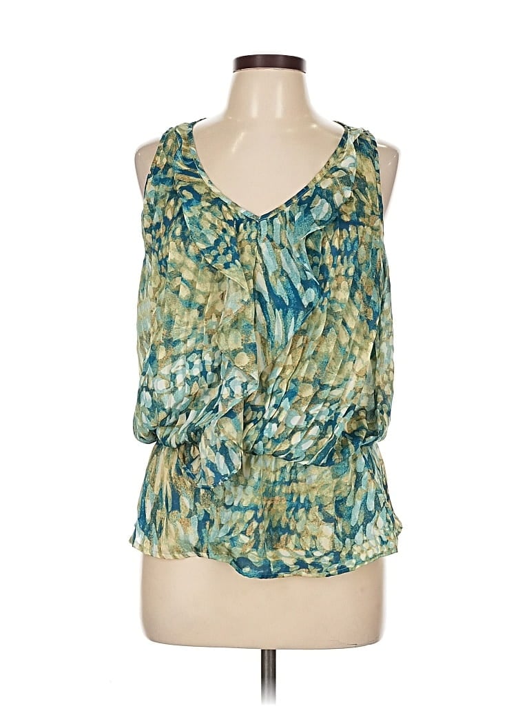 Pre-owned A.n.a. A New Approach Sleeveless Blouse In Green