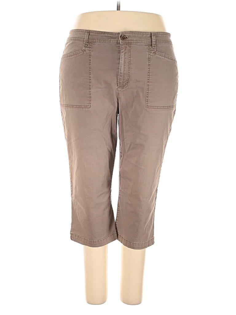 Click to view more detailed imagery on our partner's website Pre-owned Gloria Vanderbilt Casual Pants In Brown