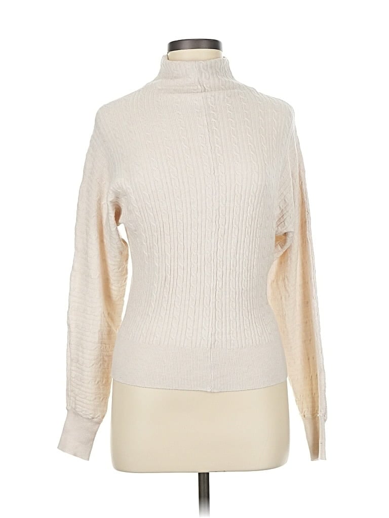 Pre-owned T Tahari Turtleneck Sweater In White