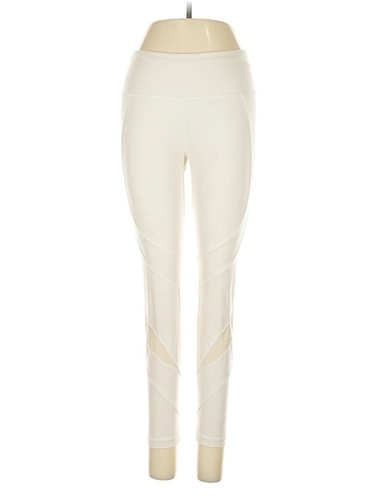 Click to view more detailed imagery on our partner's website Pre-owned Sweaty Betty Active Pants In White
