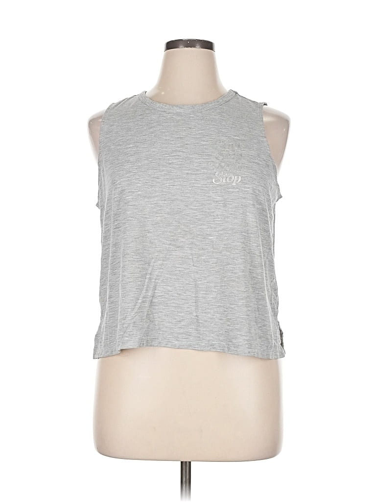 Pre-owned Active By Old Navy Sleeveless T-shirt In Silver