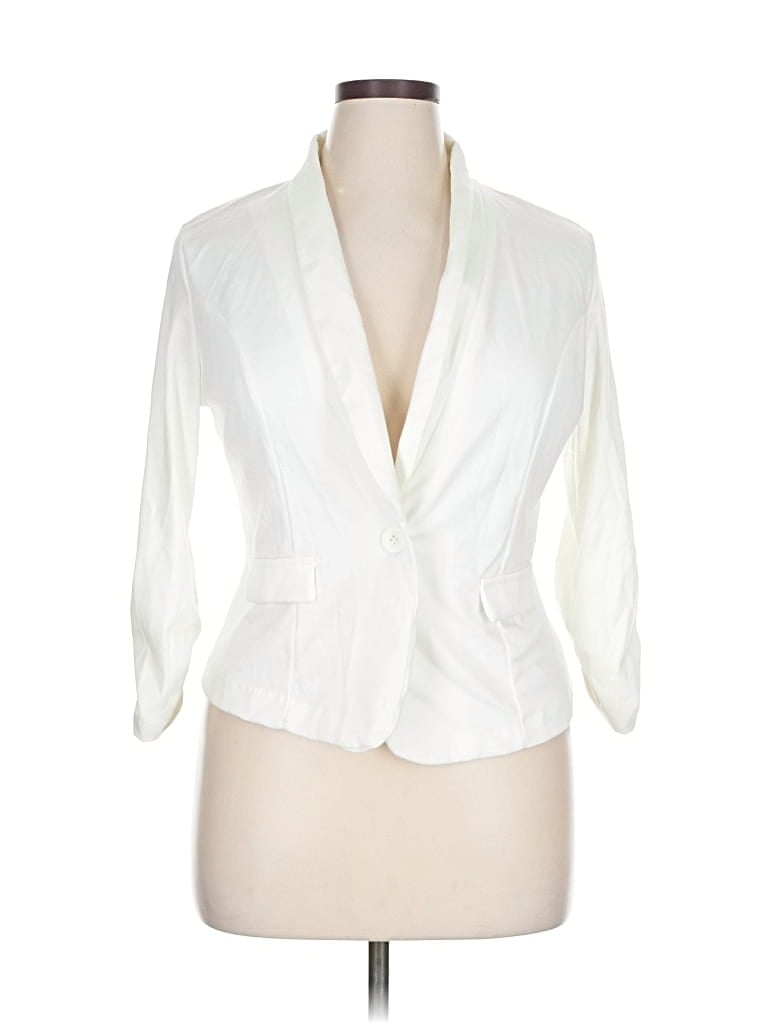 Pre-owned Charlotte Russe Cardigan Sweater In White