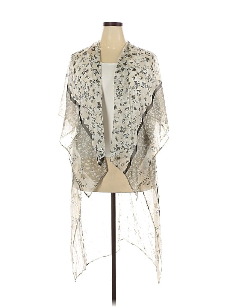 Pre-owned Bcbgeneration Kimono In White