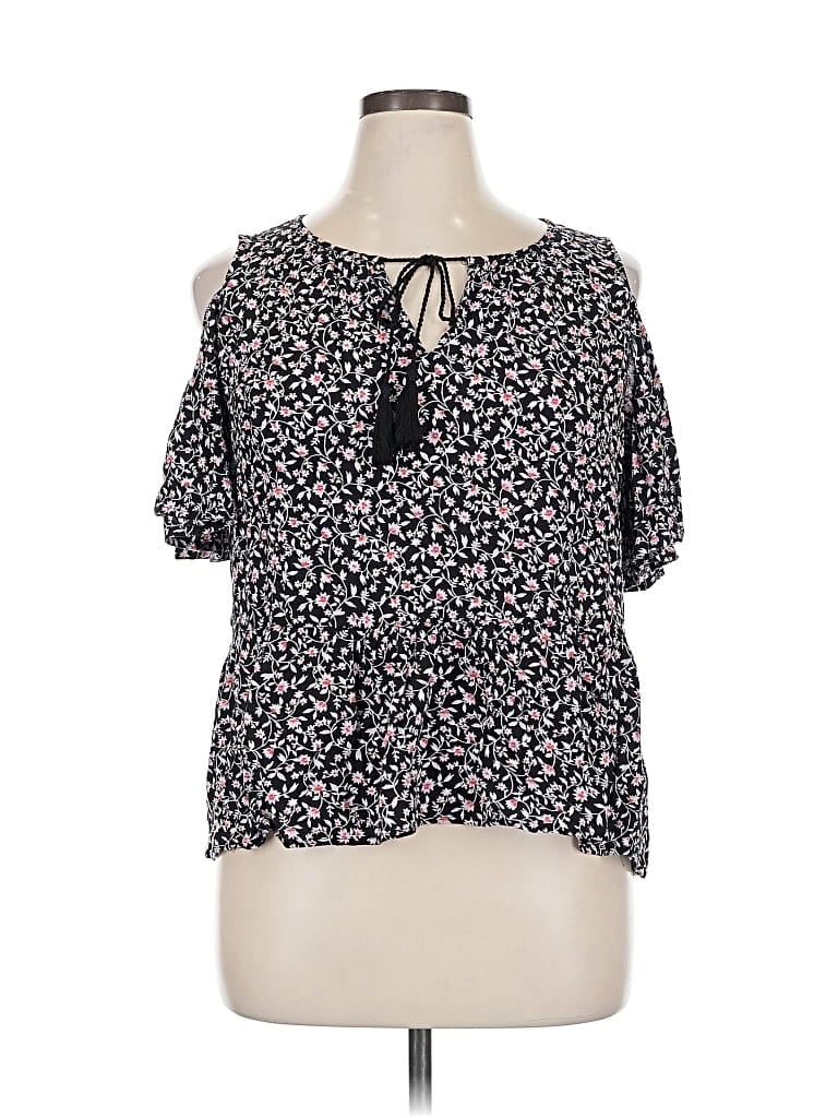 Pre-owned A.n.a. A New Approach Short Sleeve Blouse In Black