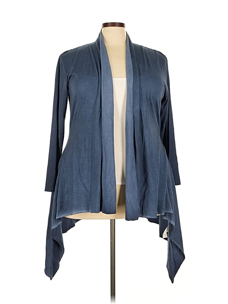 Pre-owned Dantelle Kimono In Blue