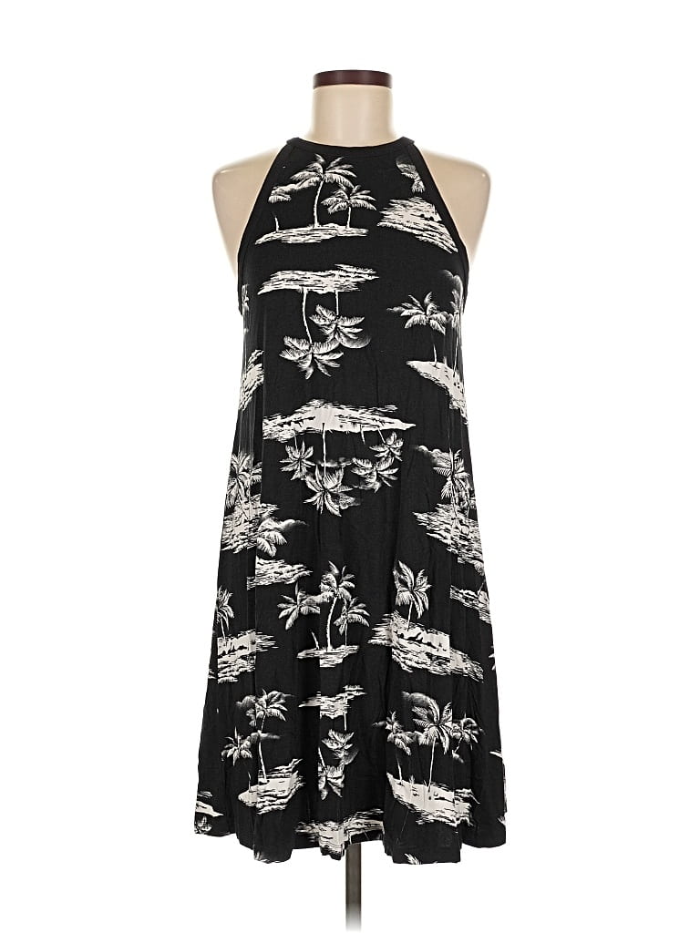 Pre-owned Old Navy Casual Dress In Black