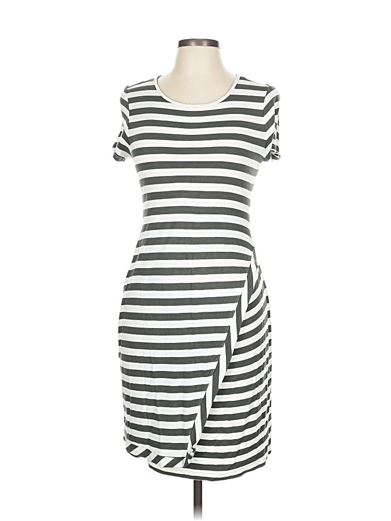 Click to view more detailed imagery on our partner's website Pre-owned Market & Spruce Casual Dress In Green