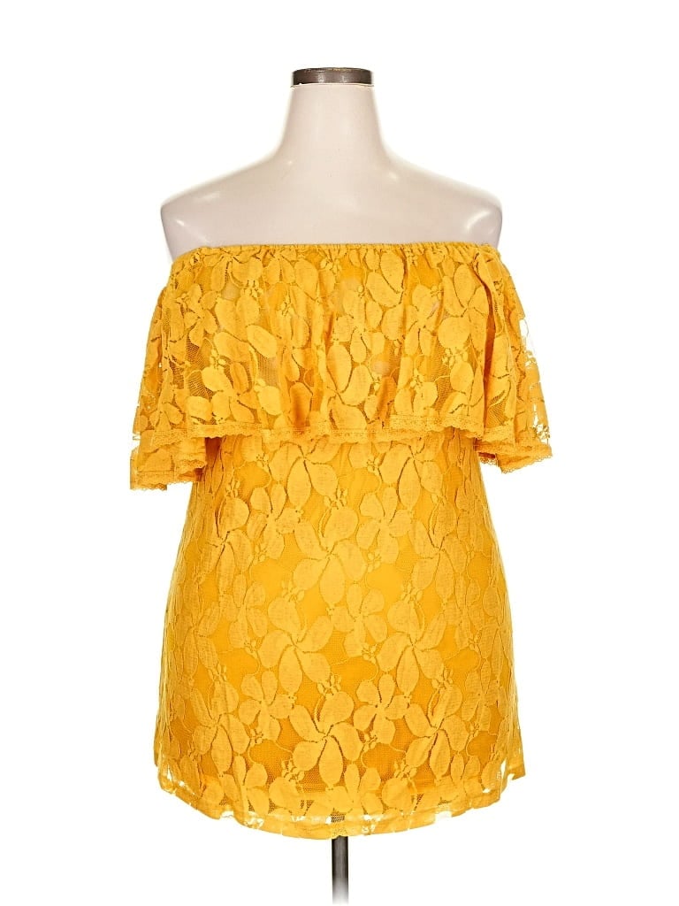 Pre-owned Flying Tomato Cocktail Dress In Orange