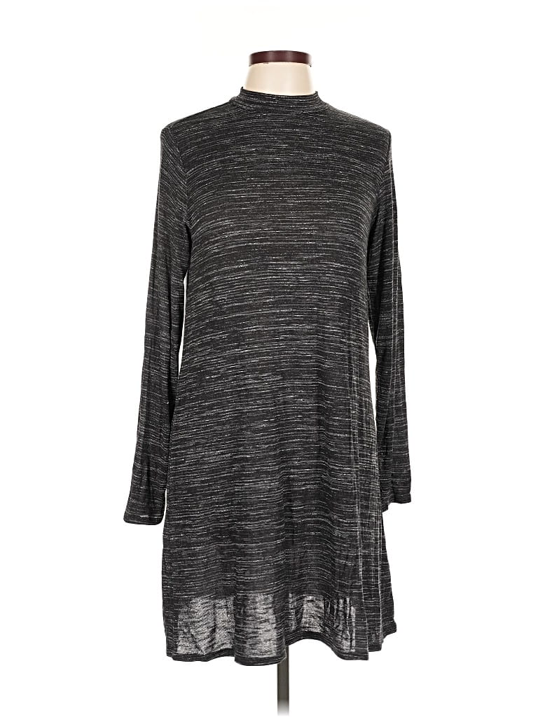 Pre-owned Divided By H&m Casual Dress In Gray