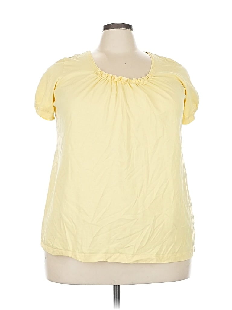 Click to view more detailed imagery on our partner's website Pre-owned Woman Within Short Sleeve Blouse In Yellow