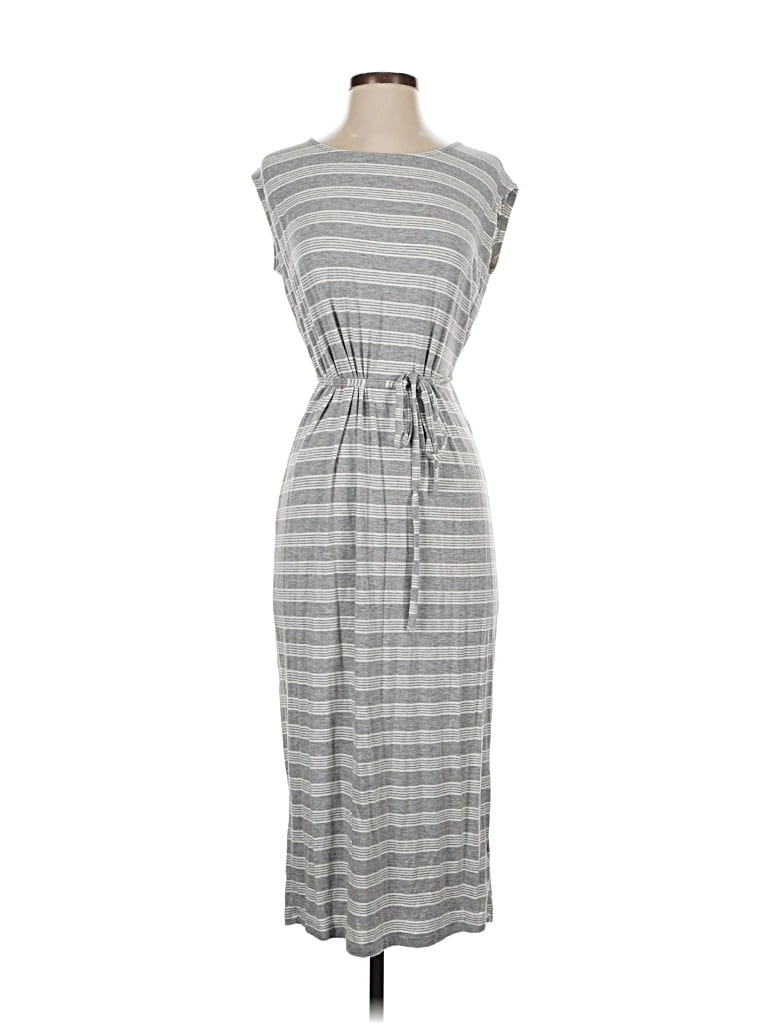 Pre-owned Old Navy Casual Dress In Gray