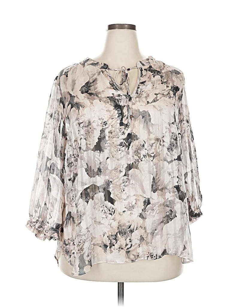 Pre-owned Roz & Ali 3/4 Sleeve Blouse In Silver