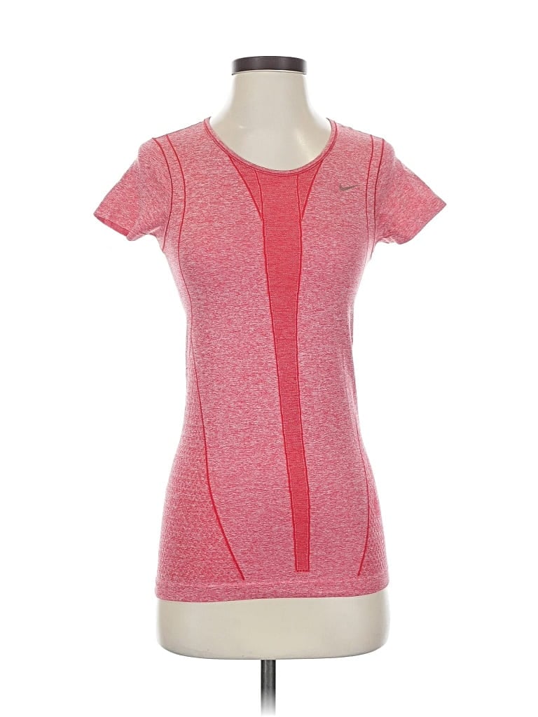 Pre-owned Nike Active T-shirt In Pink