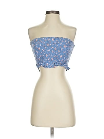 American Eagle Outfitters Sleeveless Blouse (view 1)