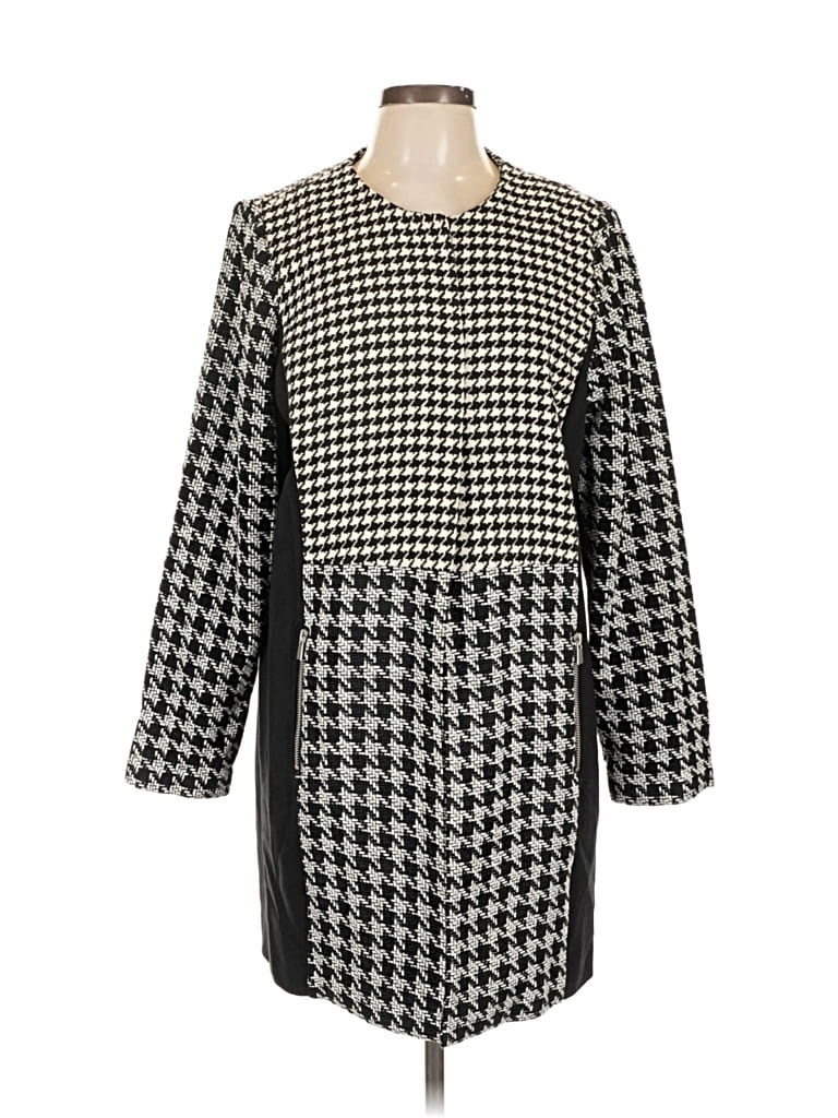 Pre-owned Chico's Coat In Black