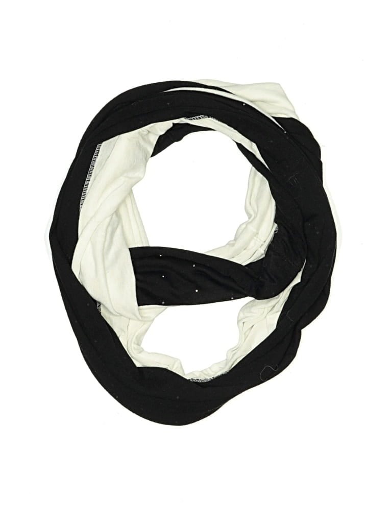 Pre-owned Kw Fashion Scarf In Black