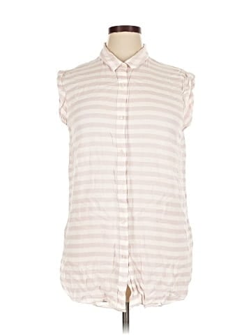 CALVIN KLEIN JEANS Sleeveless Button-Down Shirt (view 1)