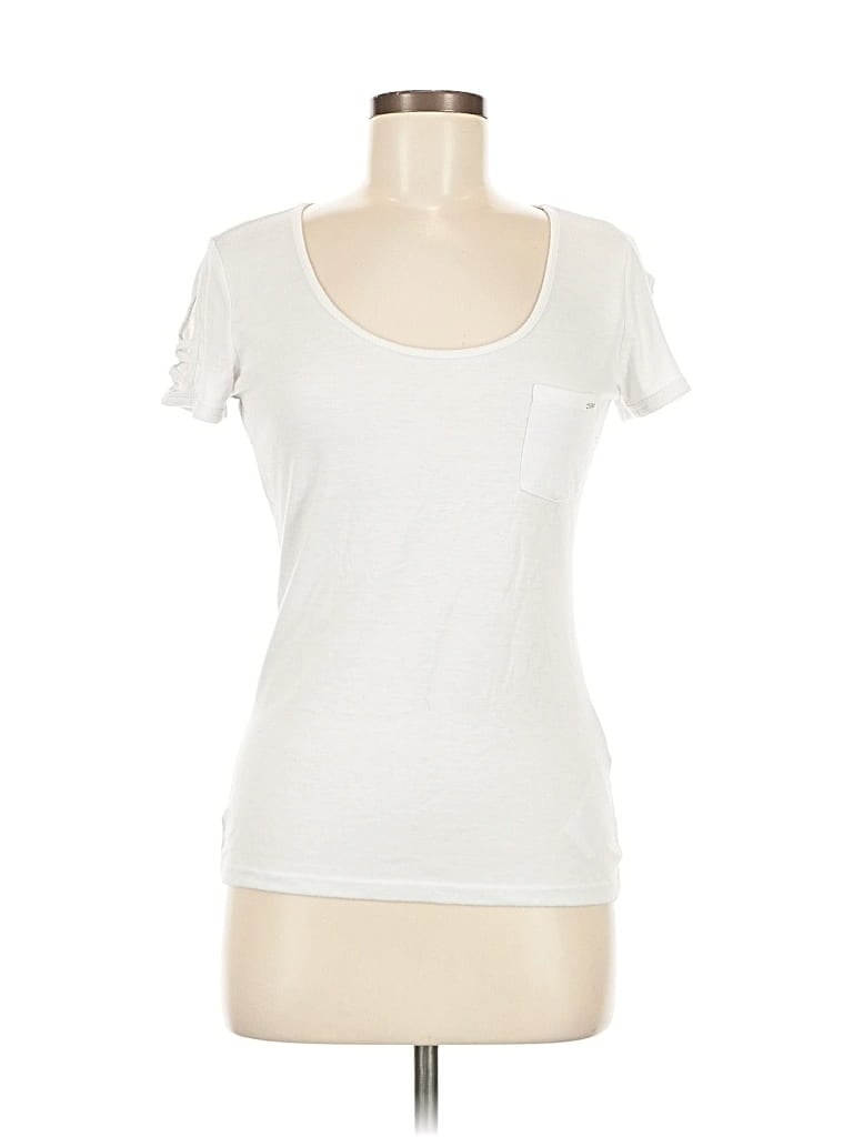 Pre-owned Guess Short Sleeve Top White Scoop Neck Tops