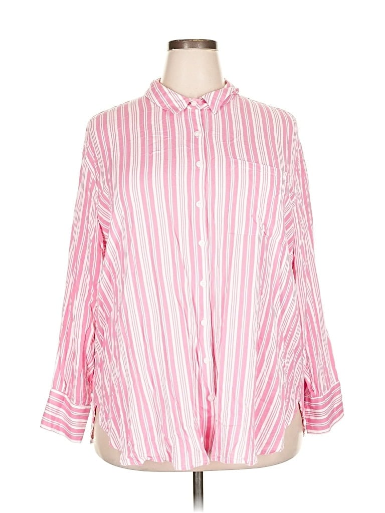 Pre-owned Torrid 3/4 Sleeve Button Down Shirt In Pink