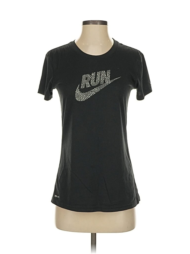 Pre-owned Nike Active T-shirt In Black