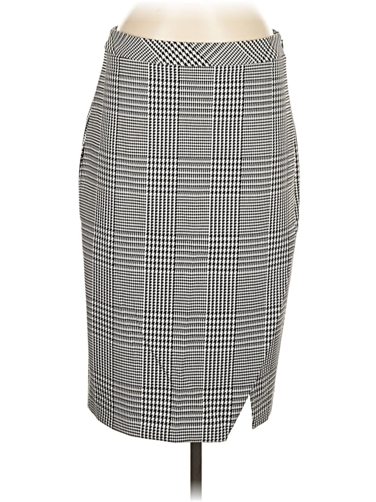 Pre-owned Banana Republic Casual Skirt In Gray