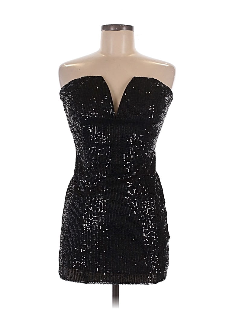Pre-owned Fashion Nova Cocktail Dress In Black