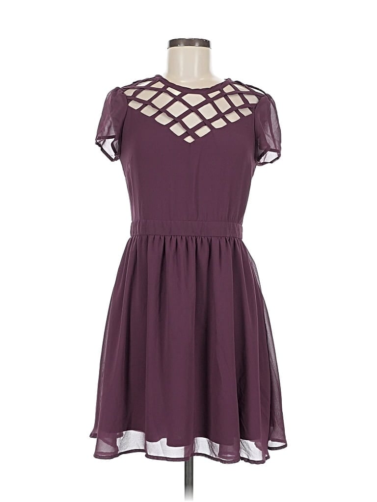 Pre-owned Xhilaration Casual Dress In Purple
