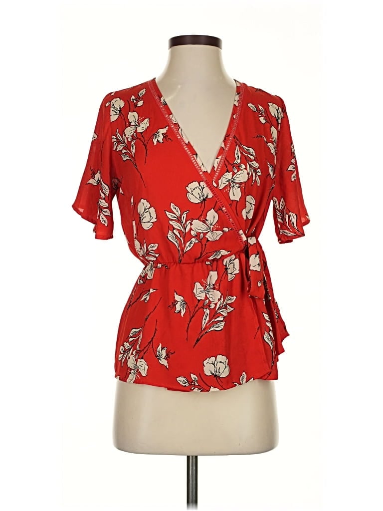 Pre-owned Sienna Sky Short Sleeve Blouse In Red