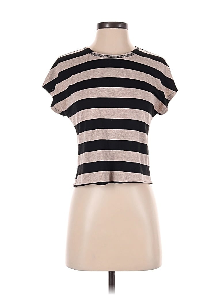 Pre-owned Altar'd State Short Sleeve T-shirt In Gray