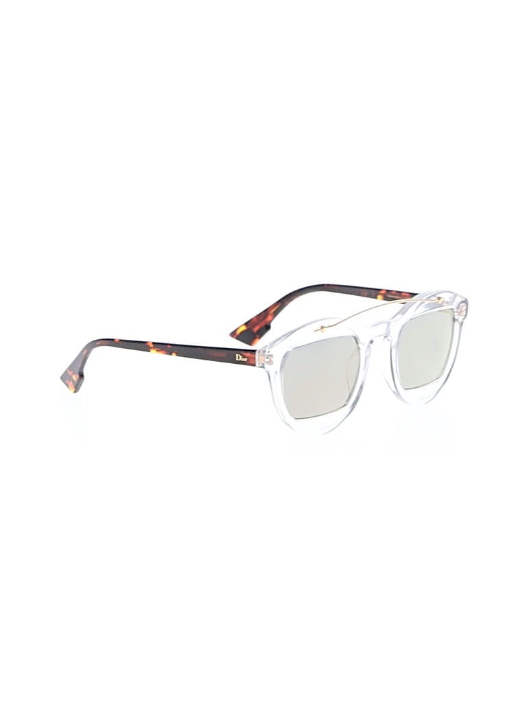 Click to view more detailed imagery on our partner's website Pre-owned Dior Sunglasses In White