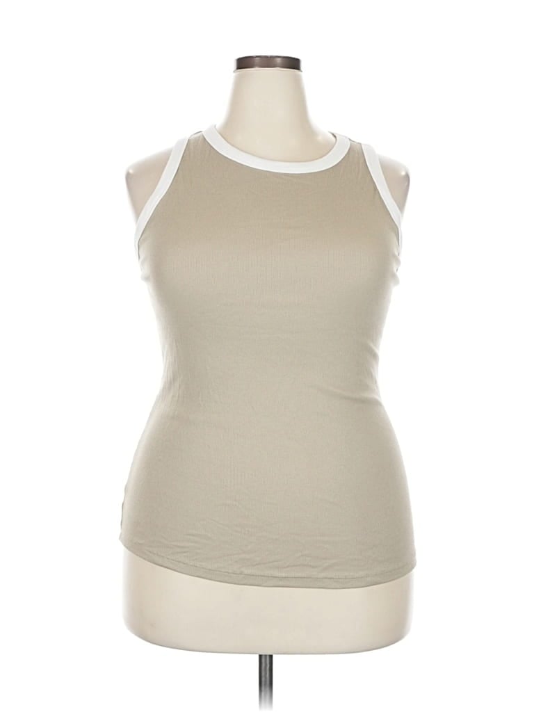 A NEW DAY Pre-owned Sleeveless T-shirt In White