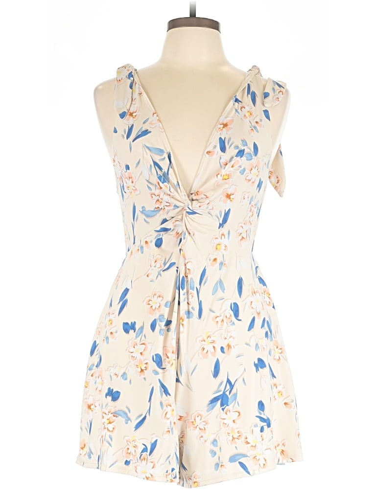 Pre-owned Bcbgeneration Romper In White