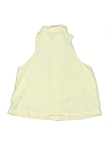 Gap Sleeveless Button-Down Shirt (view 2)