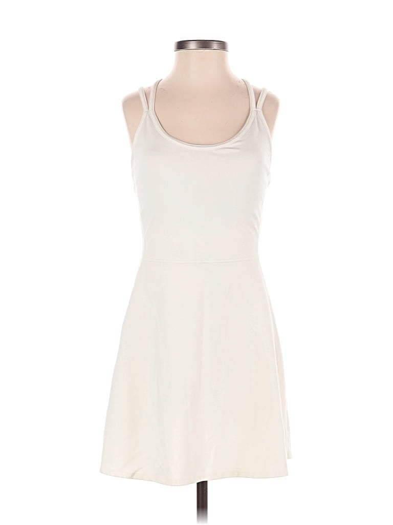 Pre-owned Active By Old Navy Casual Dress In White