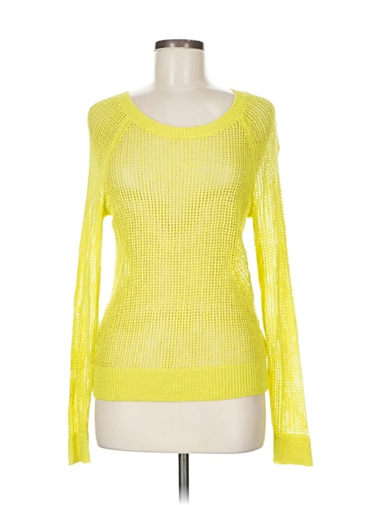 Pre-owned Old Navy Pullover Sweater In Yellow