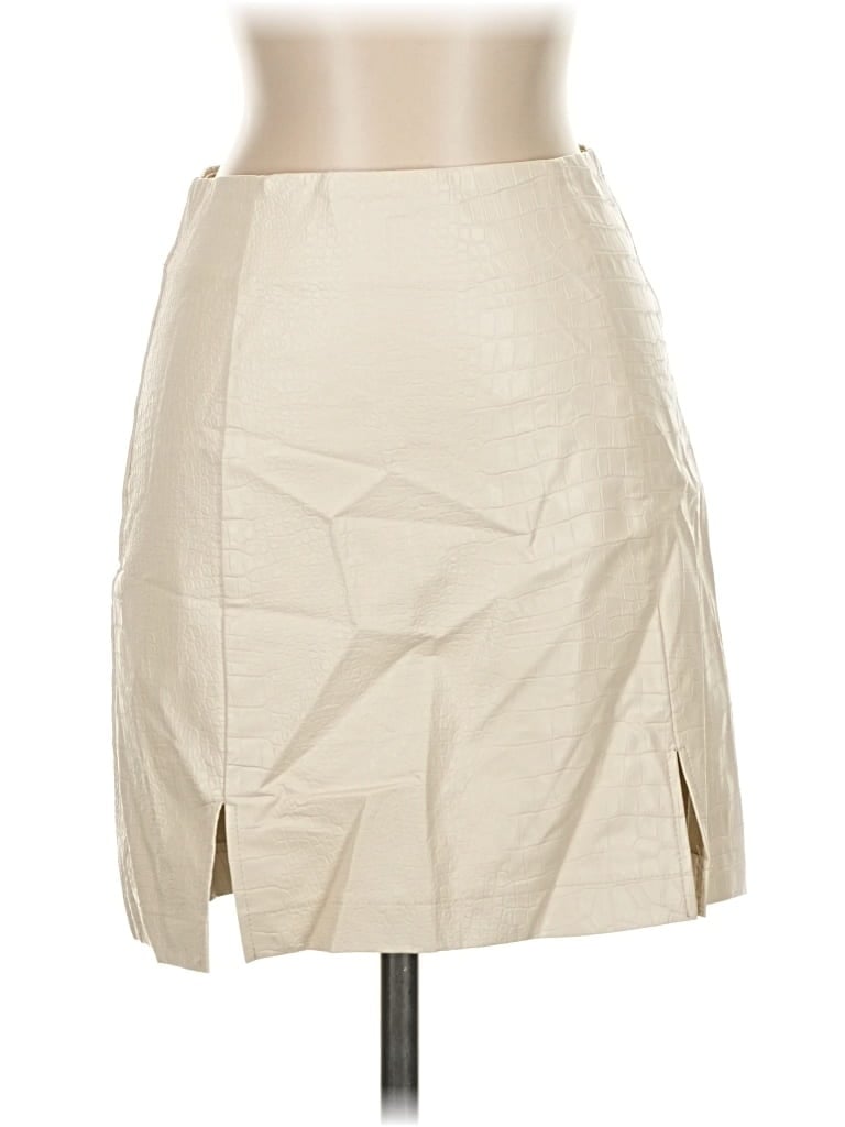 Pre-owned Alya Faux Leather Skirt In White