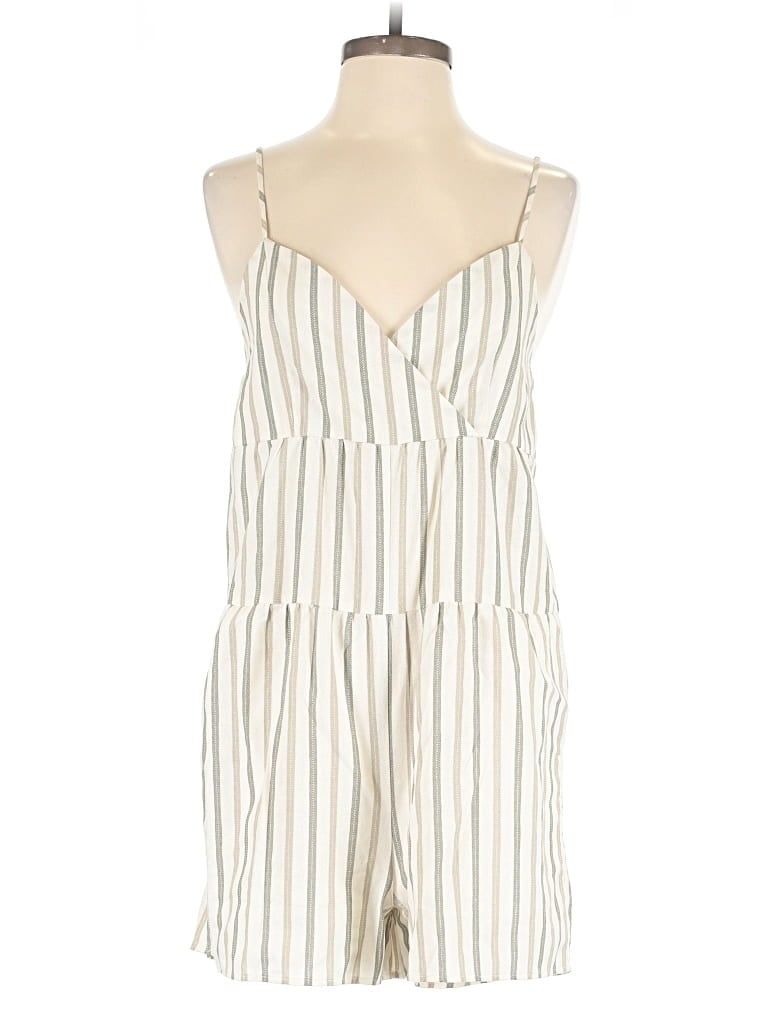 Pre-owned Bcbgeneration Romper In White