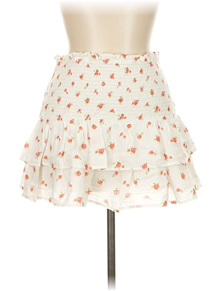 Pre-owned Divided By H&m Casual Skirt In White