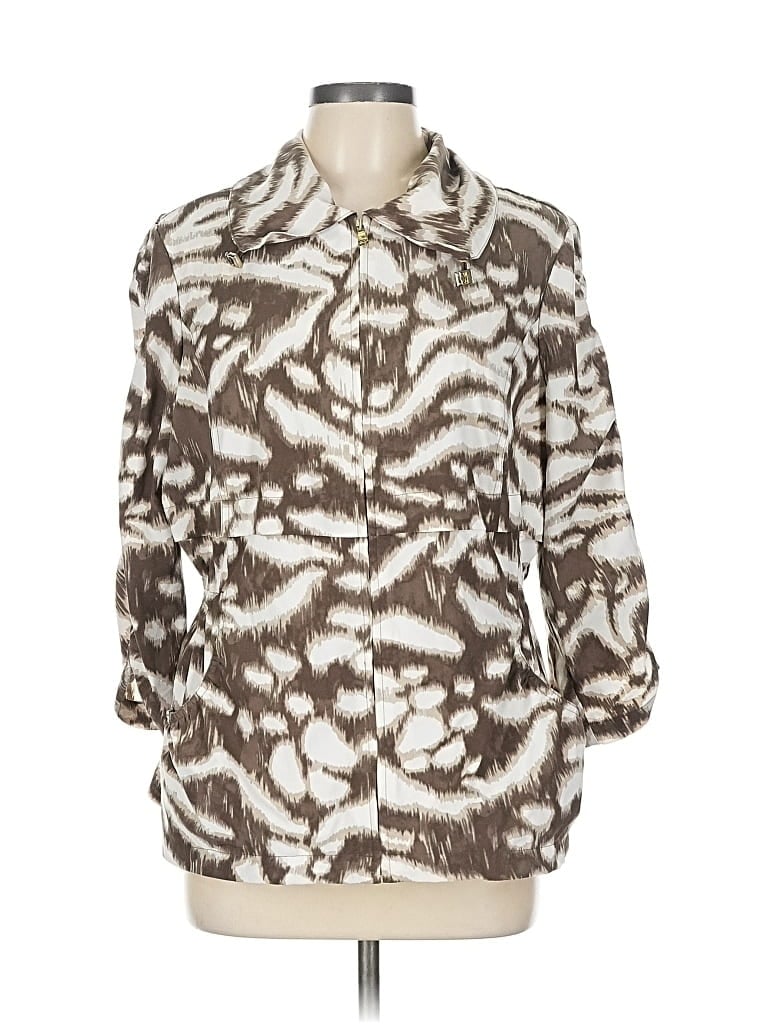 Pre-owned Zenergy By Chico's Faux Fur Jacket In White