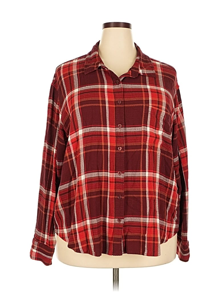Pre-owned Maurices Long Sleeve Button Down Shirt In Burgundy