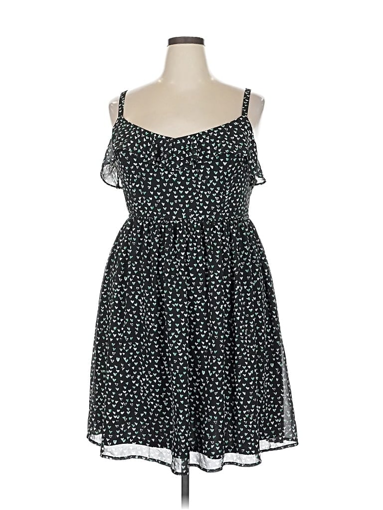 Pre-owned Torrid Casual Dress In Black
