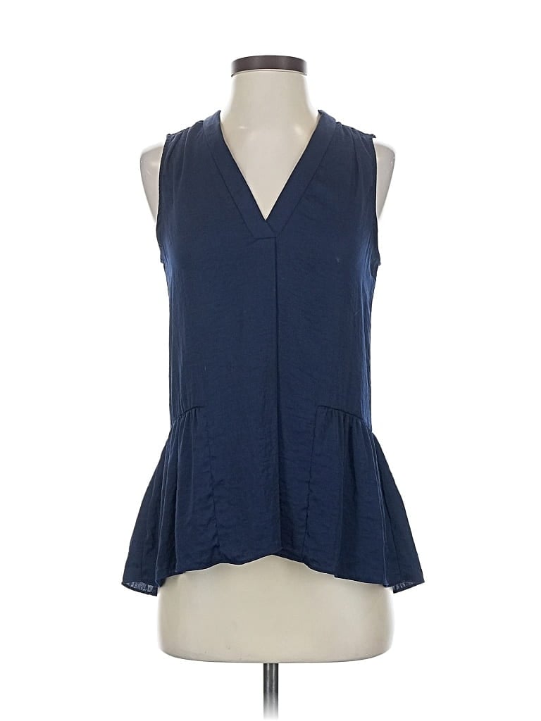 Pre-owned Vince Camuto Sleeveless Blouse In Blue