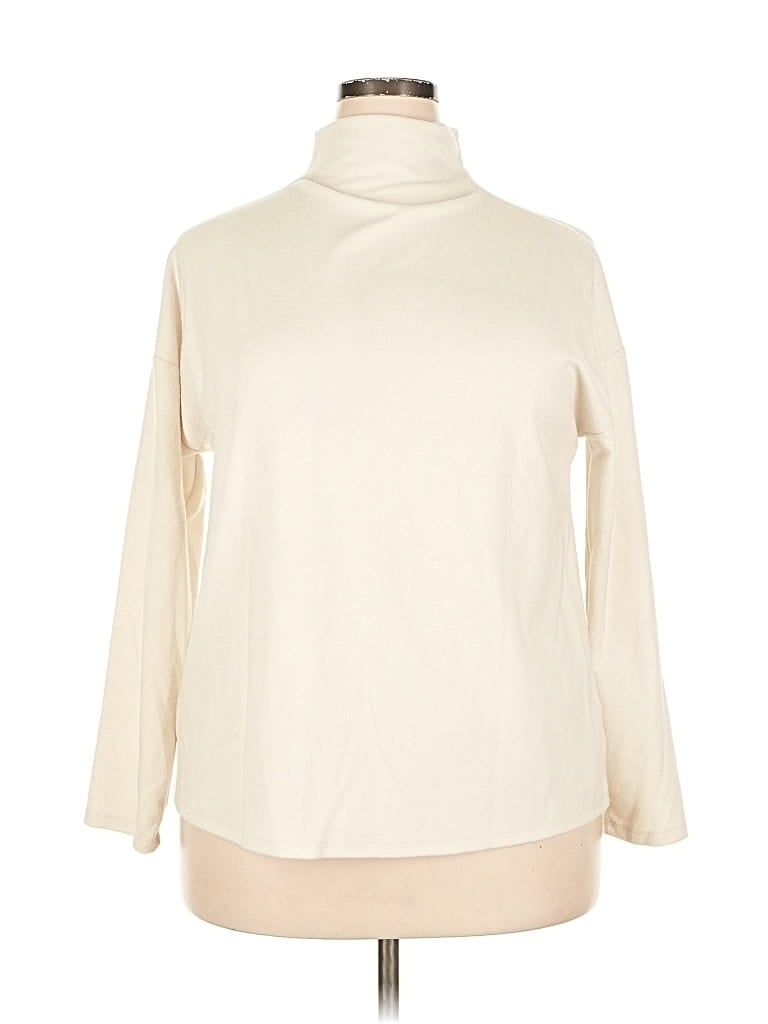 A NEW DAY Pre-owned Turtleneck Sweater In White