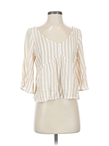 Hollister 3/4 Sleeve Blouse (view 1)