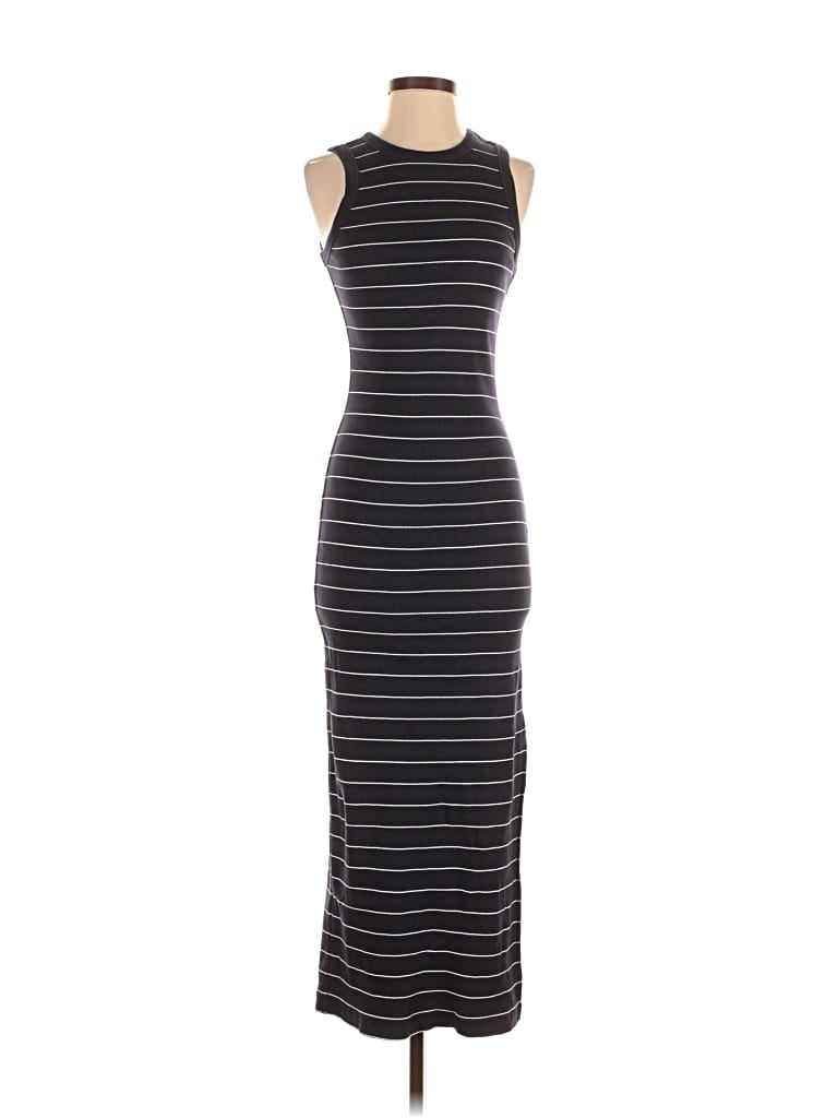 Pre-owned Universal Thread Casual Dress In Blue