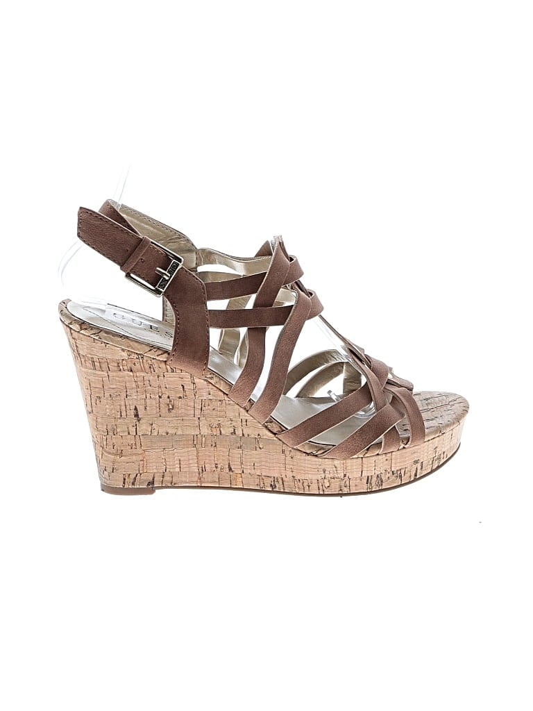 Pre-owned Guess Wedges In Brown